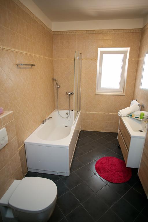 Apartments Tomulic Novalja Dış mekan fotoğraf