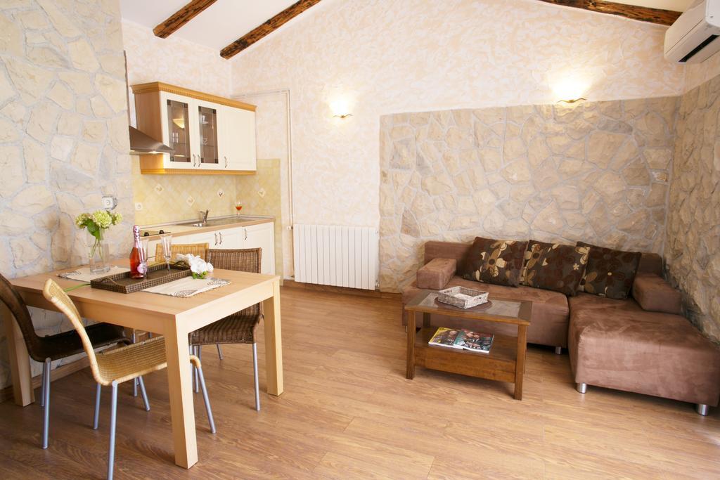 Apartments Tomulic Novalja Dış mekan fotoğraf
